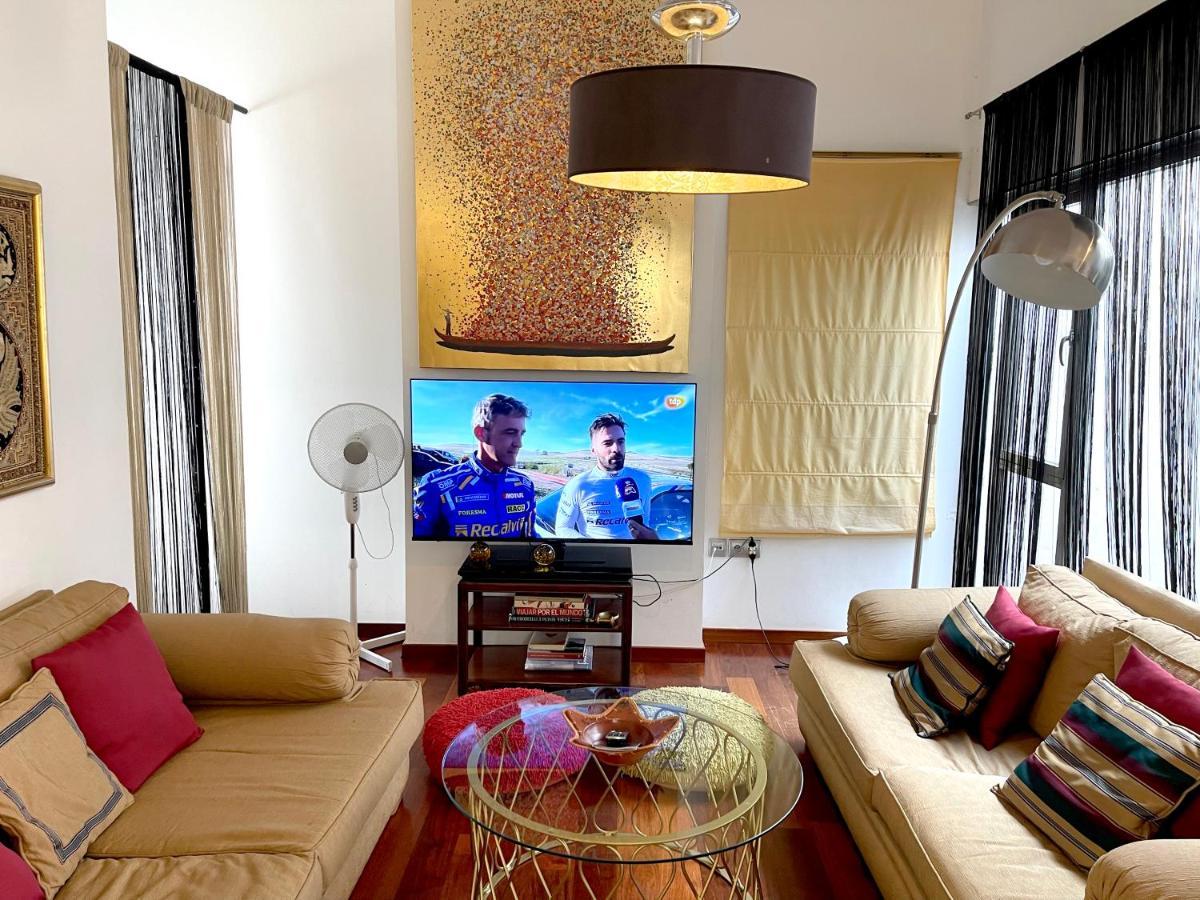Atico En Plaza De La Constitucion 3 Bedrooms Малага Екстериор снимка