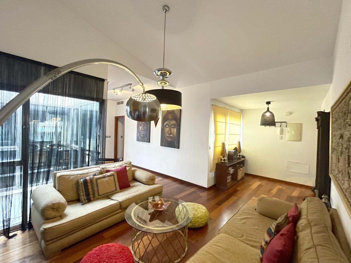 Atico En Plaza De La Constitucion 3 Bedrooms Малага Екстериор снимка