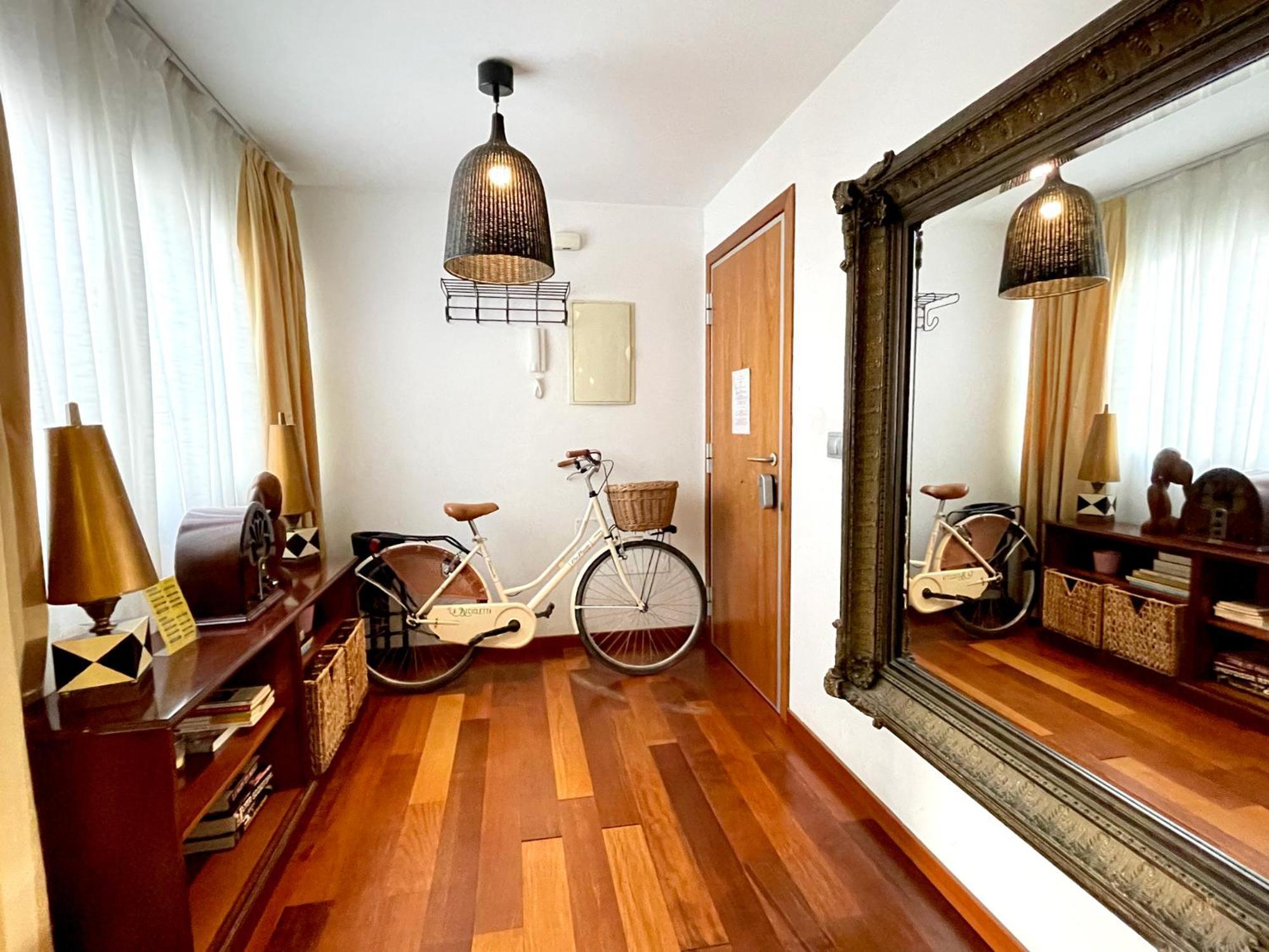 Atico En Plaza De La Constitucion 3 Bedrooms Малага Екстериор снимка