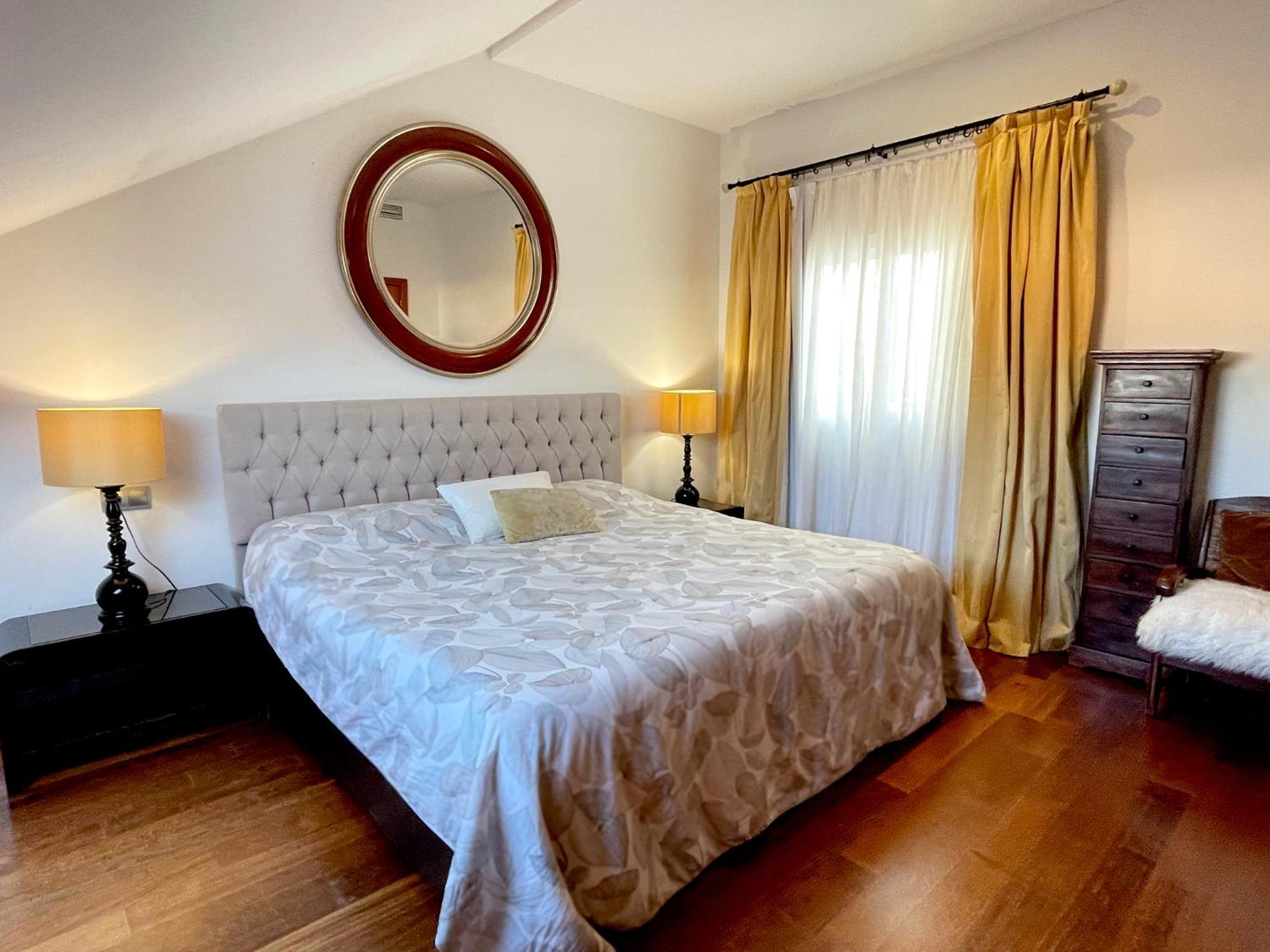 Atico En Plaza De La Constitucion 3 Bedrooms Малага Екстериор снимка